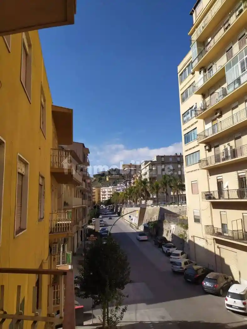 Appartamento in vendita a Favara