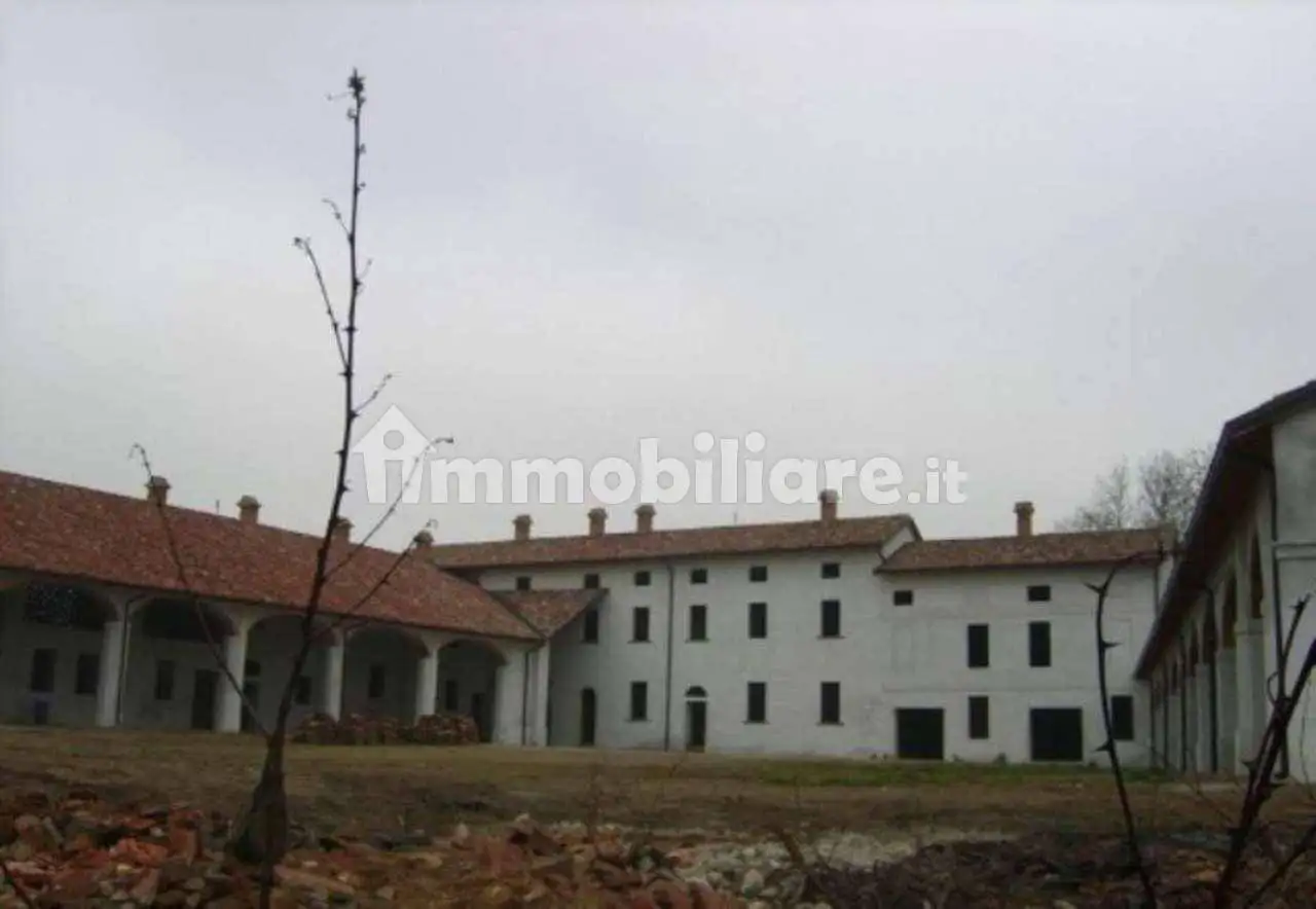 Rustico - Casale in vendita a Grumello Cremonese ed Uniti