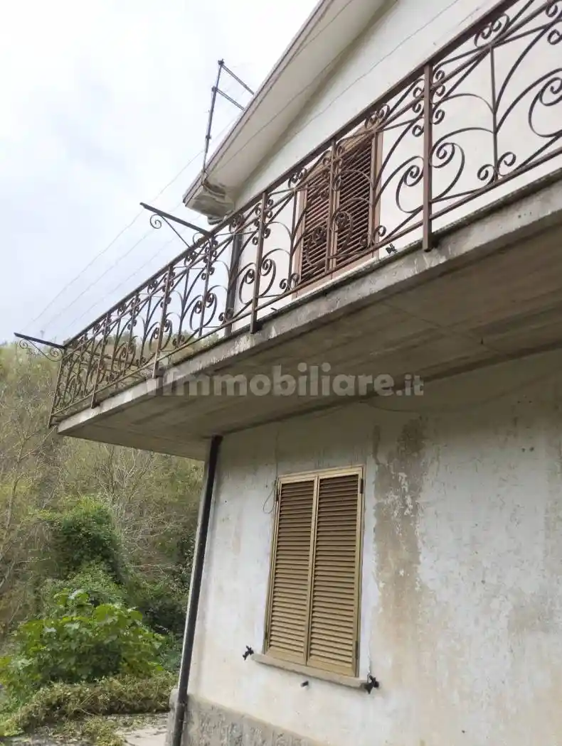 Villa in vendita a Lagonegro