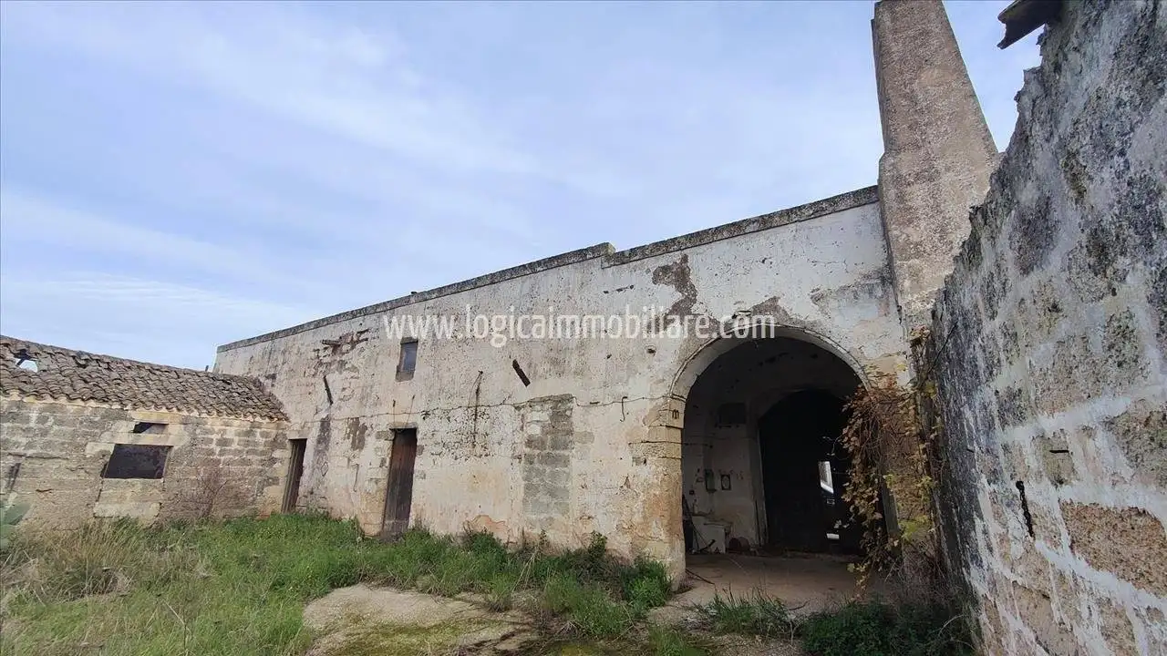 Rustico - Casale in vendita a Martignano