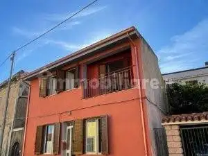 Casa indipendente in vendita a Tresnuraghes