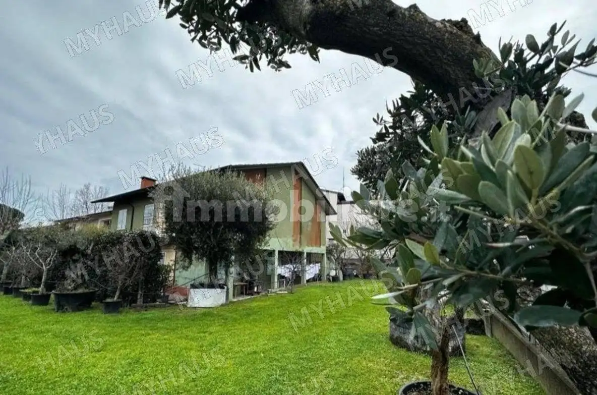 Villa in vendita a Cesenatico