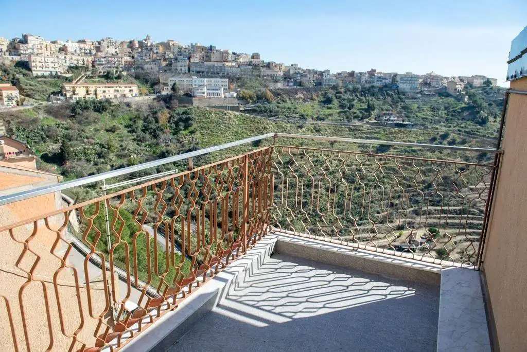 Appartamento in vendita a Centuripe