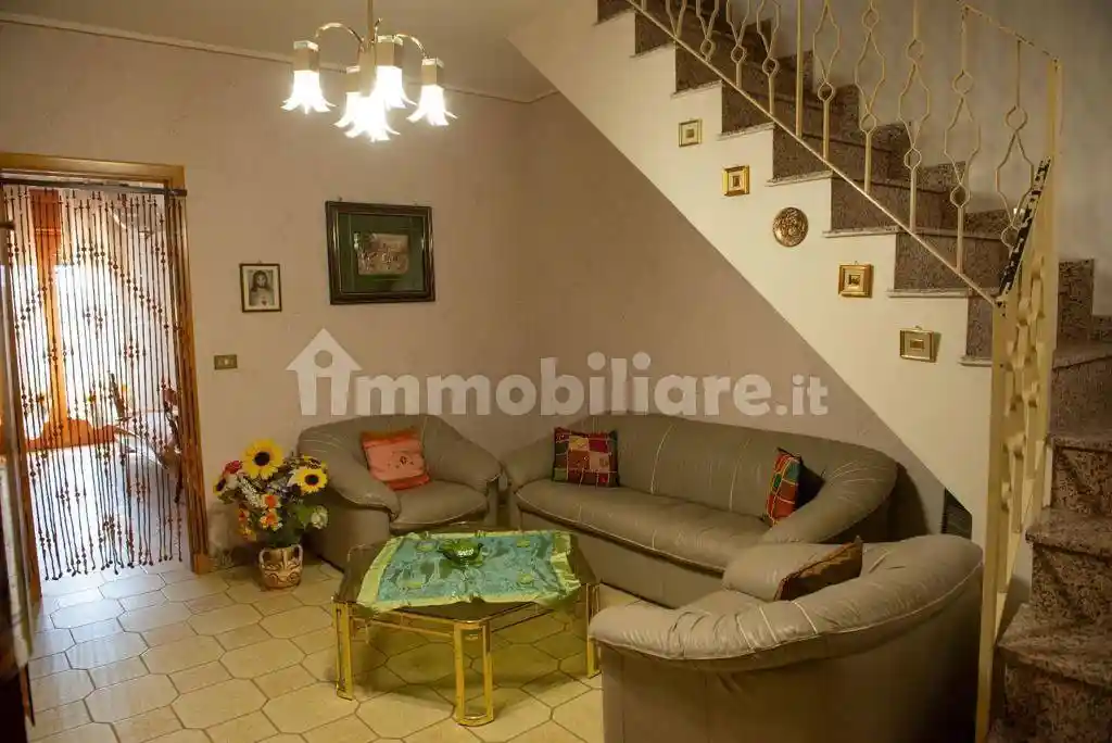 Appartamento via Alessandro Manzoni 101, Centuripe - foto 2