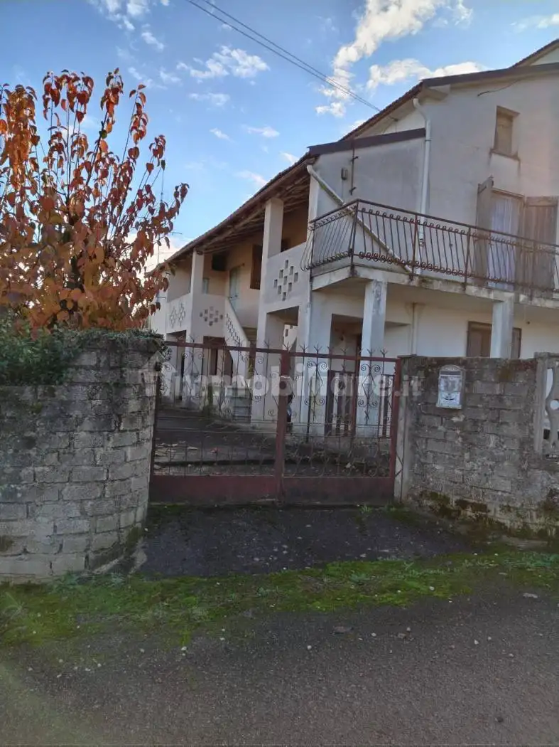 Villa in vendita a Pastena