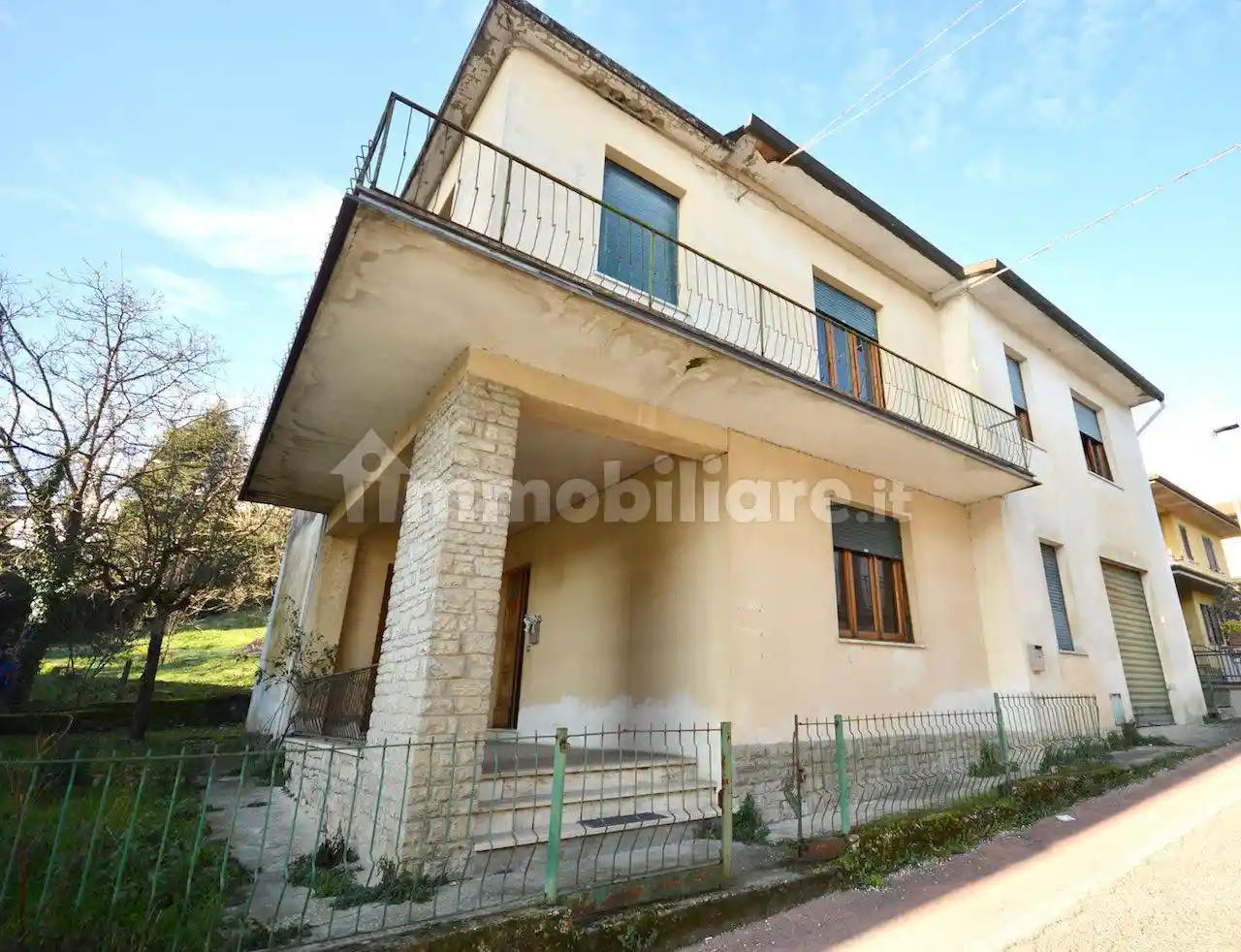 Villa in vendita a Bucine