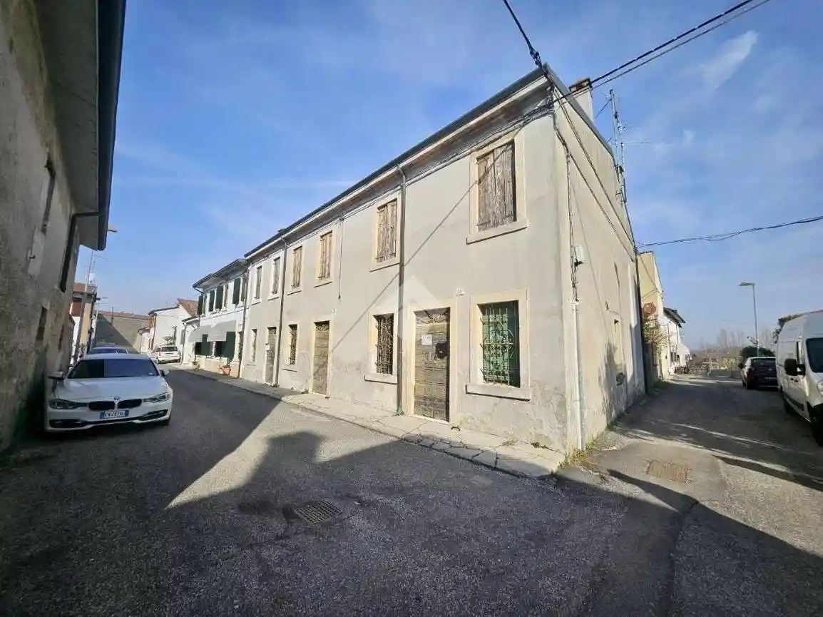Villetta a schiera in vendita a San Giovanni Lupatoto