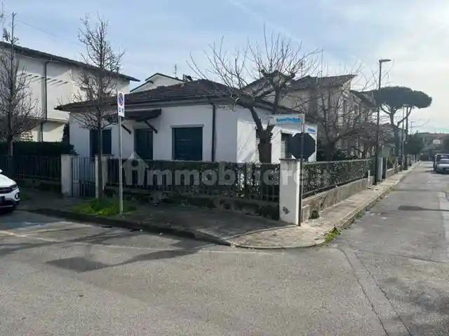 Villa in vendita a Camaiore