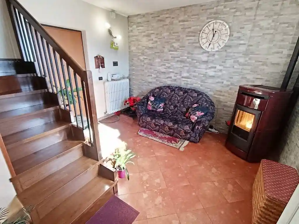 Terratetto unifamiliare via Innocenzo d'Angelo, Antrosano, Avezzano - foto 3