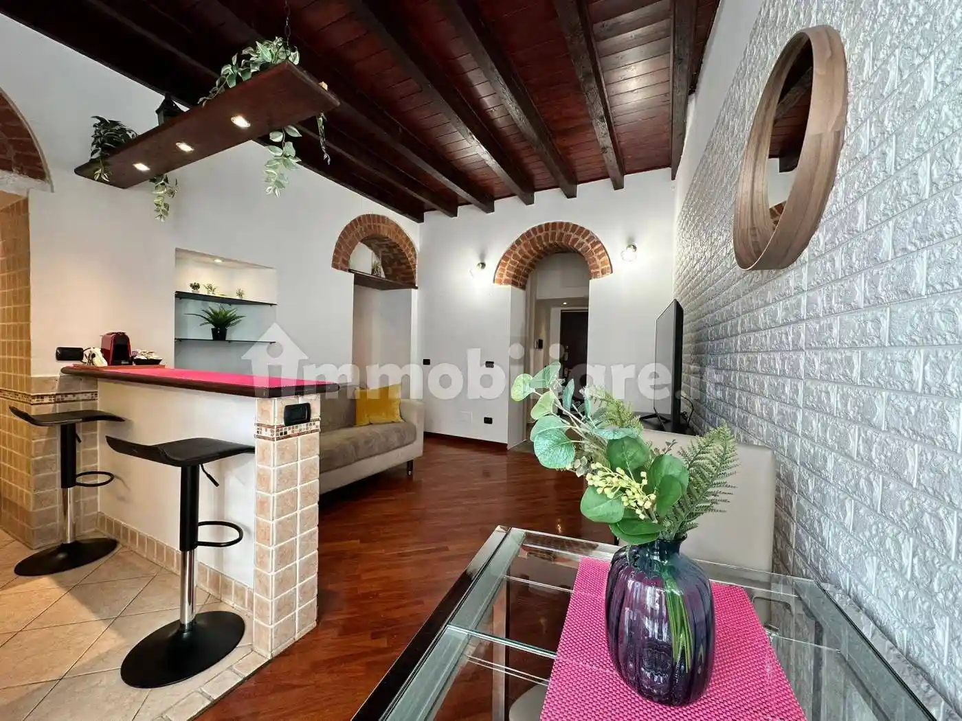 Palazzo - Edificio in affitto a Milano