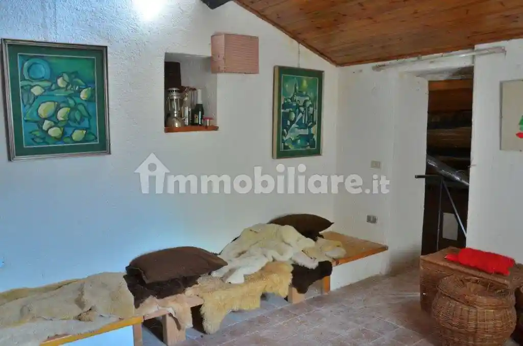 Terratetto unifamiliare 120 m², da ristrutturare, Centro, Ovindoli - foto 5