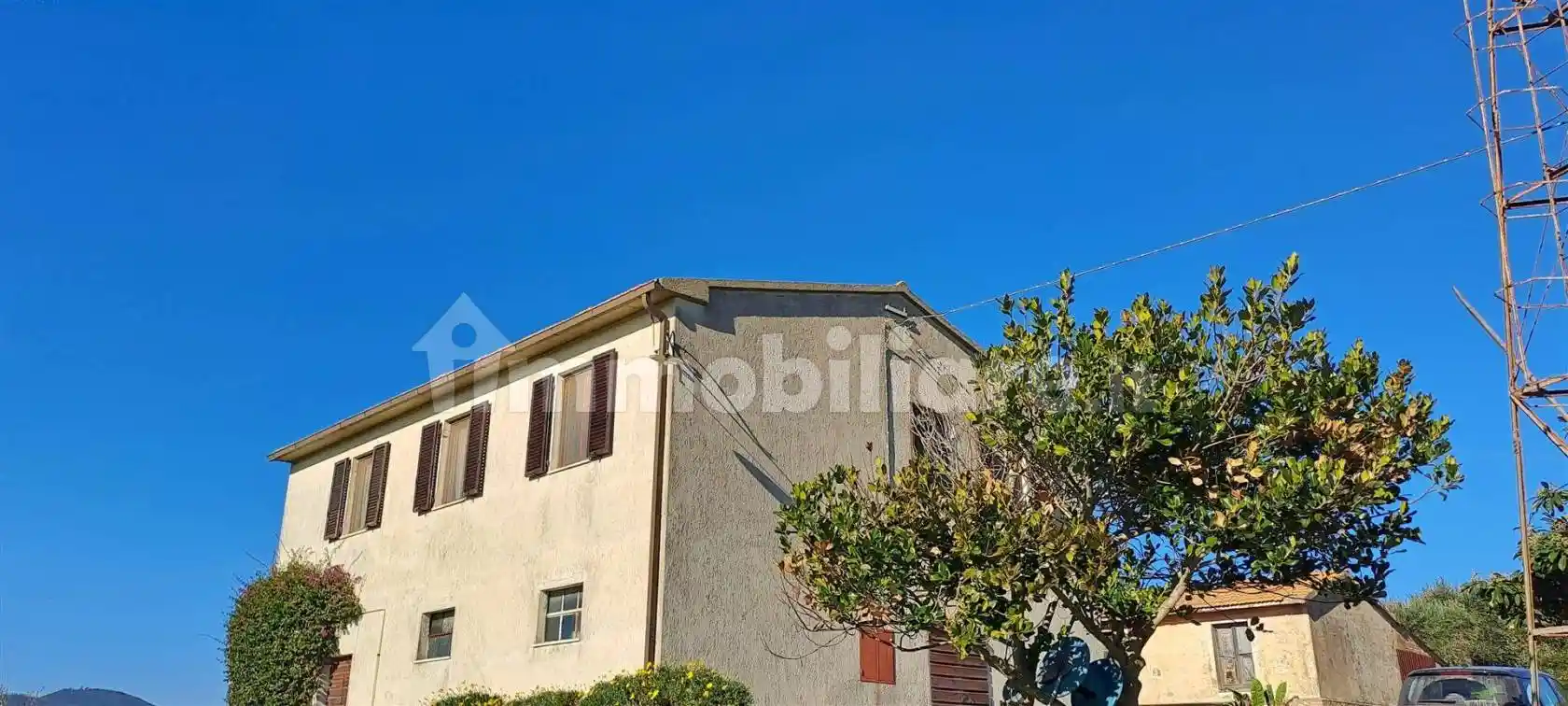 Rustico - Casale in vendita a Magliano in Toscana