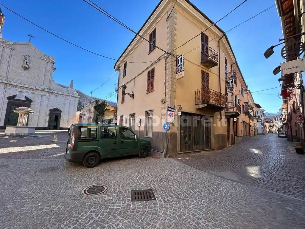 Casa indipendente in vendita a Chiusa di Pesio