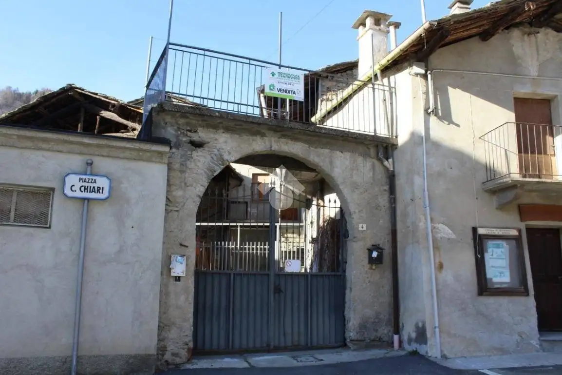 Appartamento piazza Costanzo Chiari 4, Centro, Brossasco - foto 2