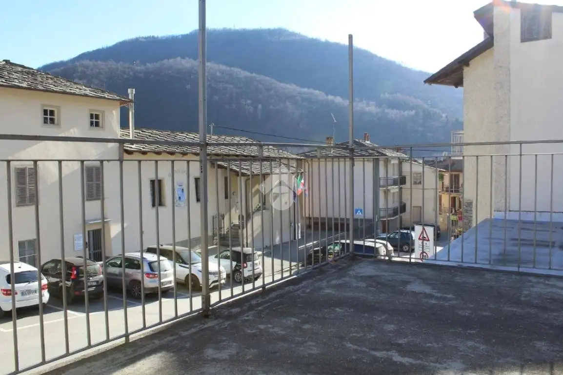 Appartamento piazza Costanzo Chiari 4, Centro, Brossasco - foto 5