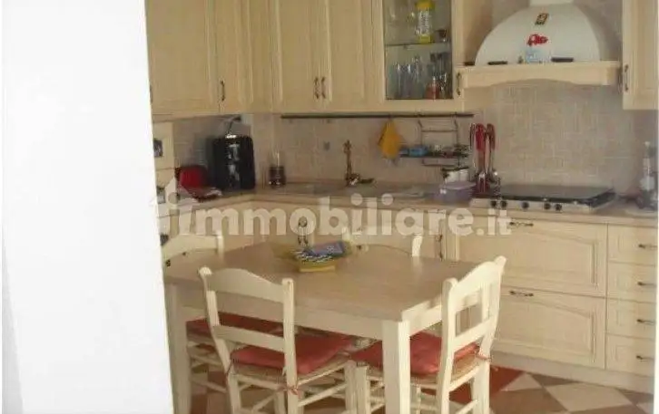 Appartamento in affitto a Marsicovetere