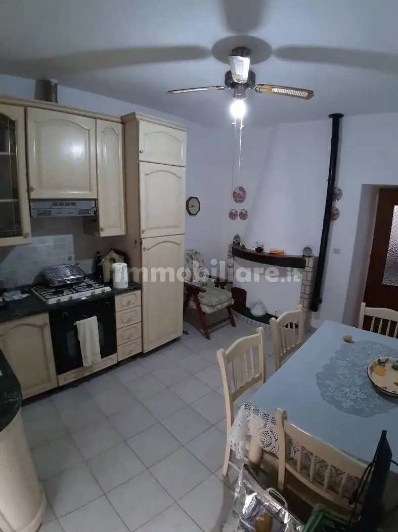 Casa indipendente in vendita a Laconi