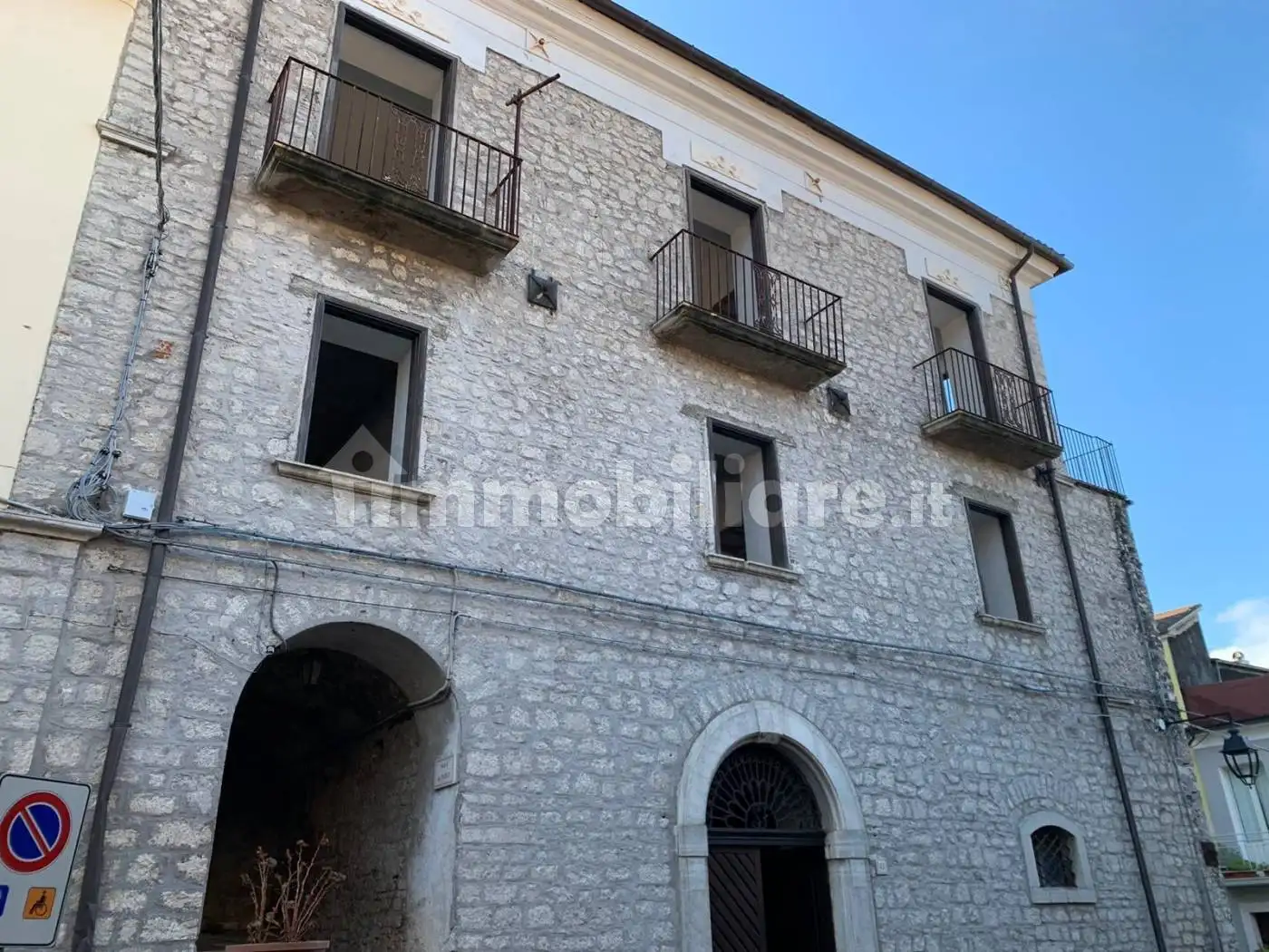 Casa indipendente in vendita a Monteroduni
