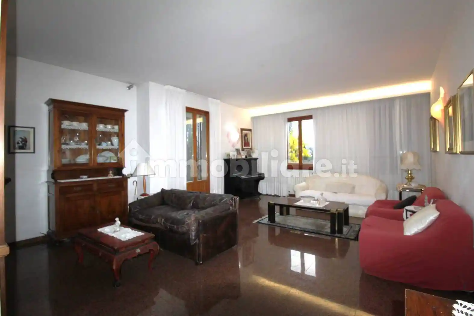 Villa in vendita a Poggibonsi