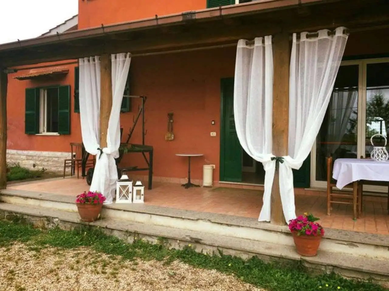 Casa indipendente in vendita a Fiumicino