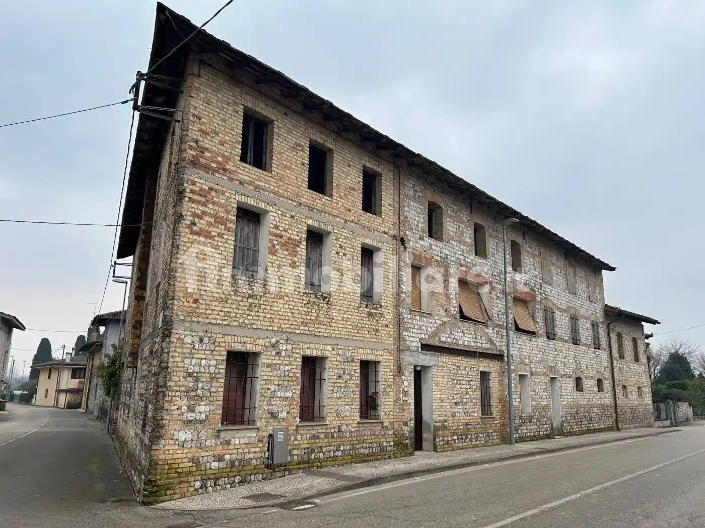 Rustico - Casale in vendita a Zoppola