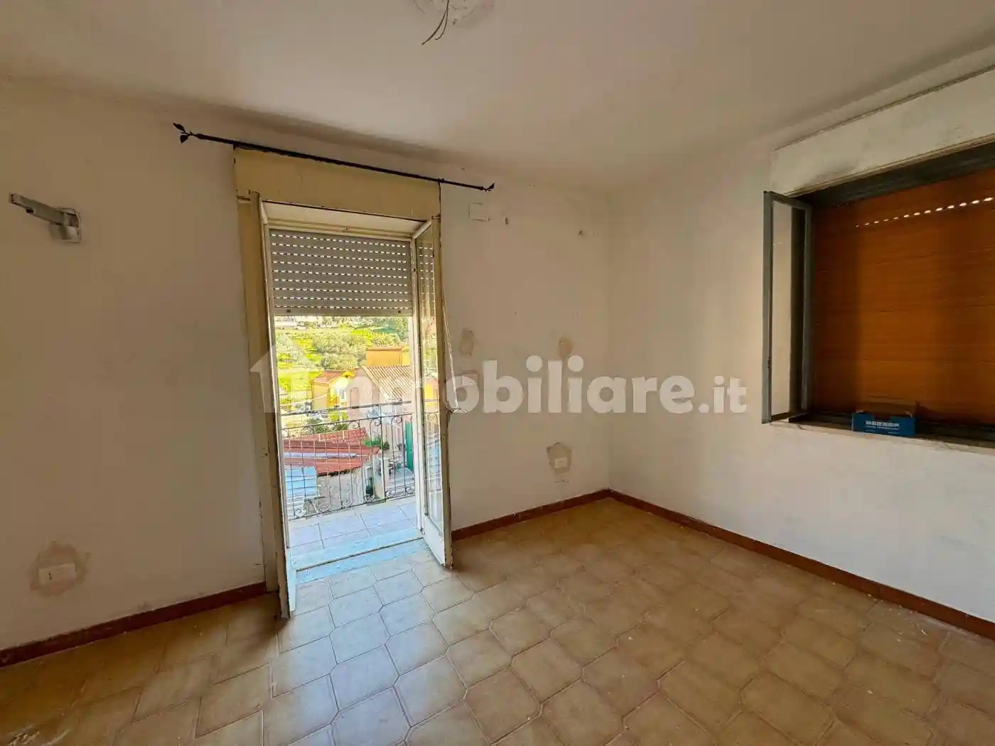 Terratetto unifamiliare 90 m², da ristrutturare, Curcuraci, Messina - foto 4