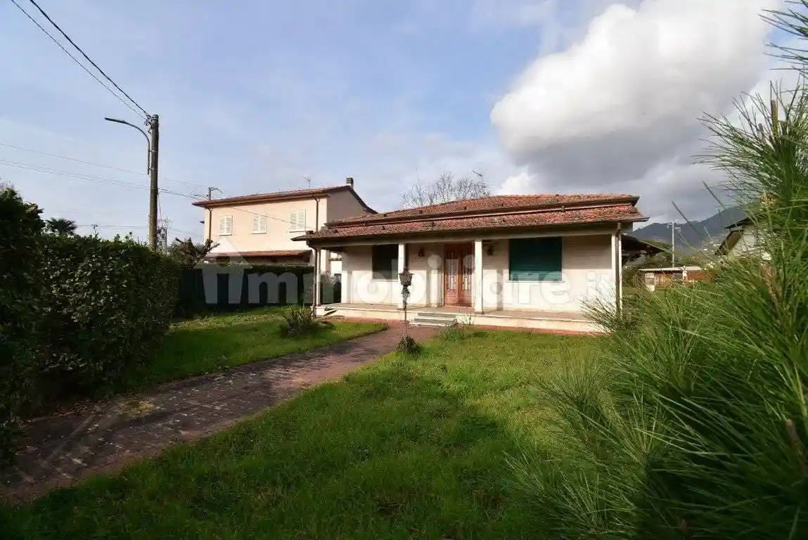 Villa in vendita a Pietrasanta