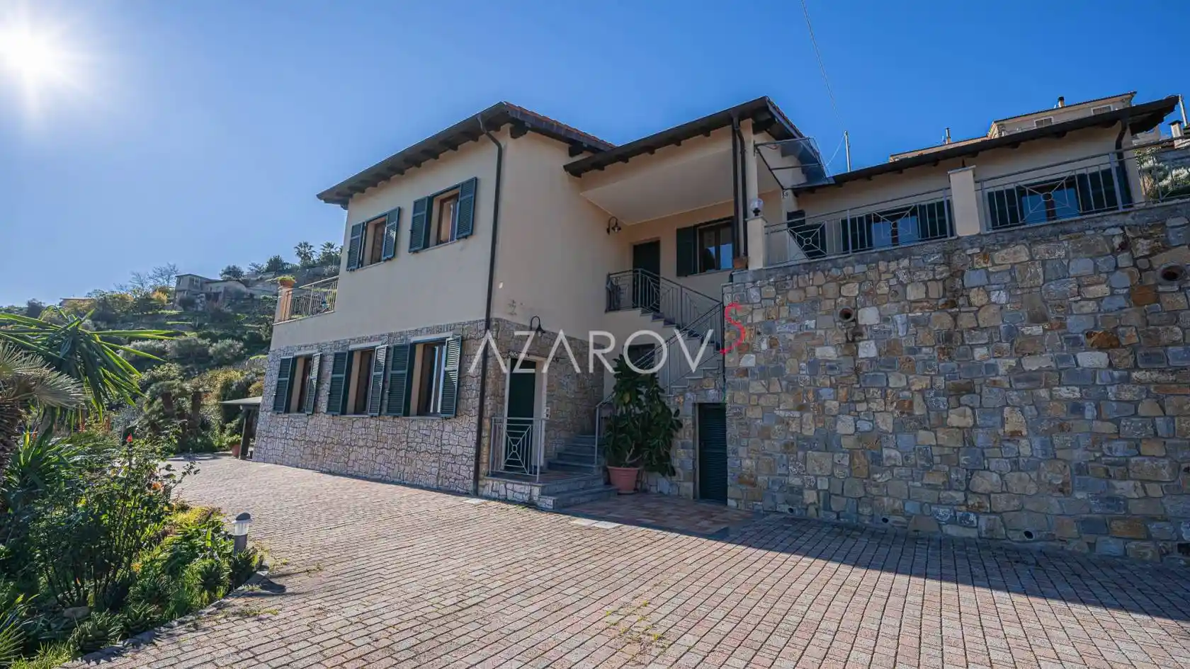 Villa in vendita a Bordighera