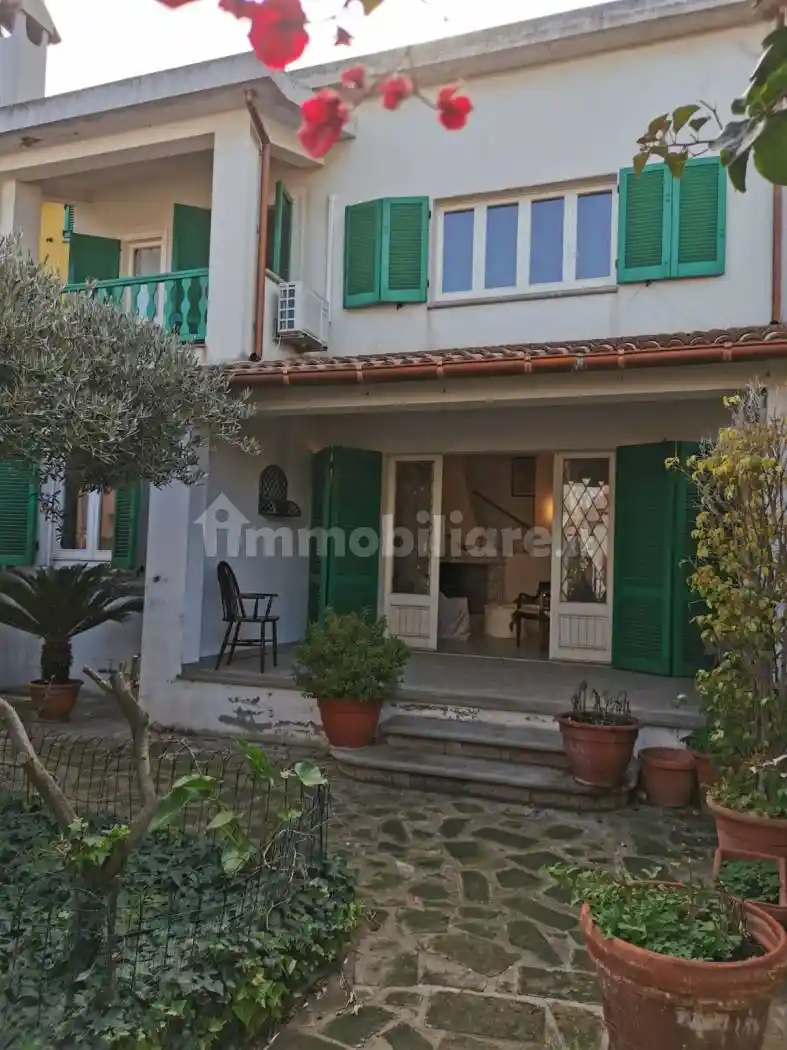 Villa in vendita a Pula