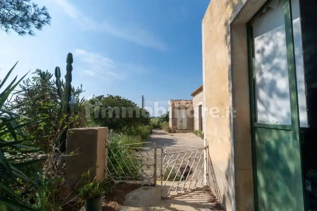 Rustico - Casale in vendita a Ragusa