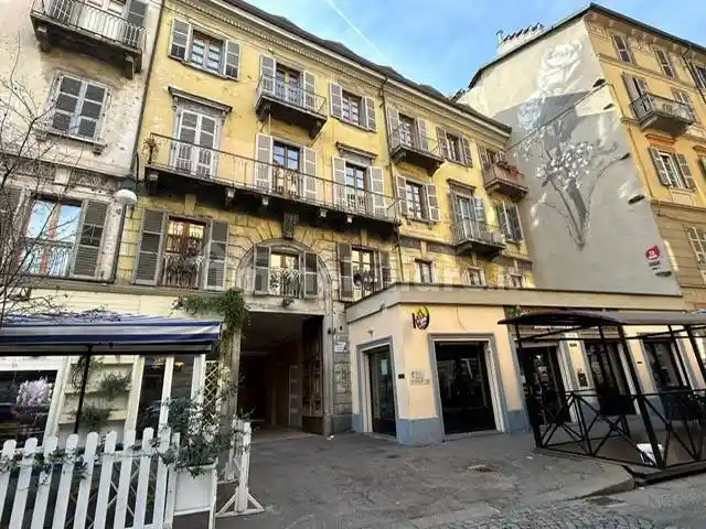 Appartamento in vendita a Torino