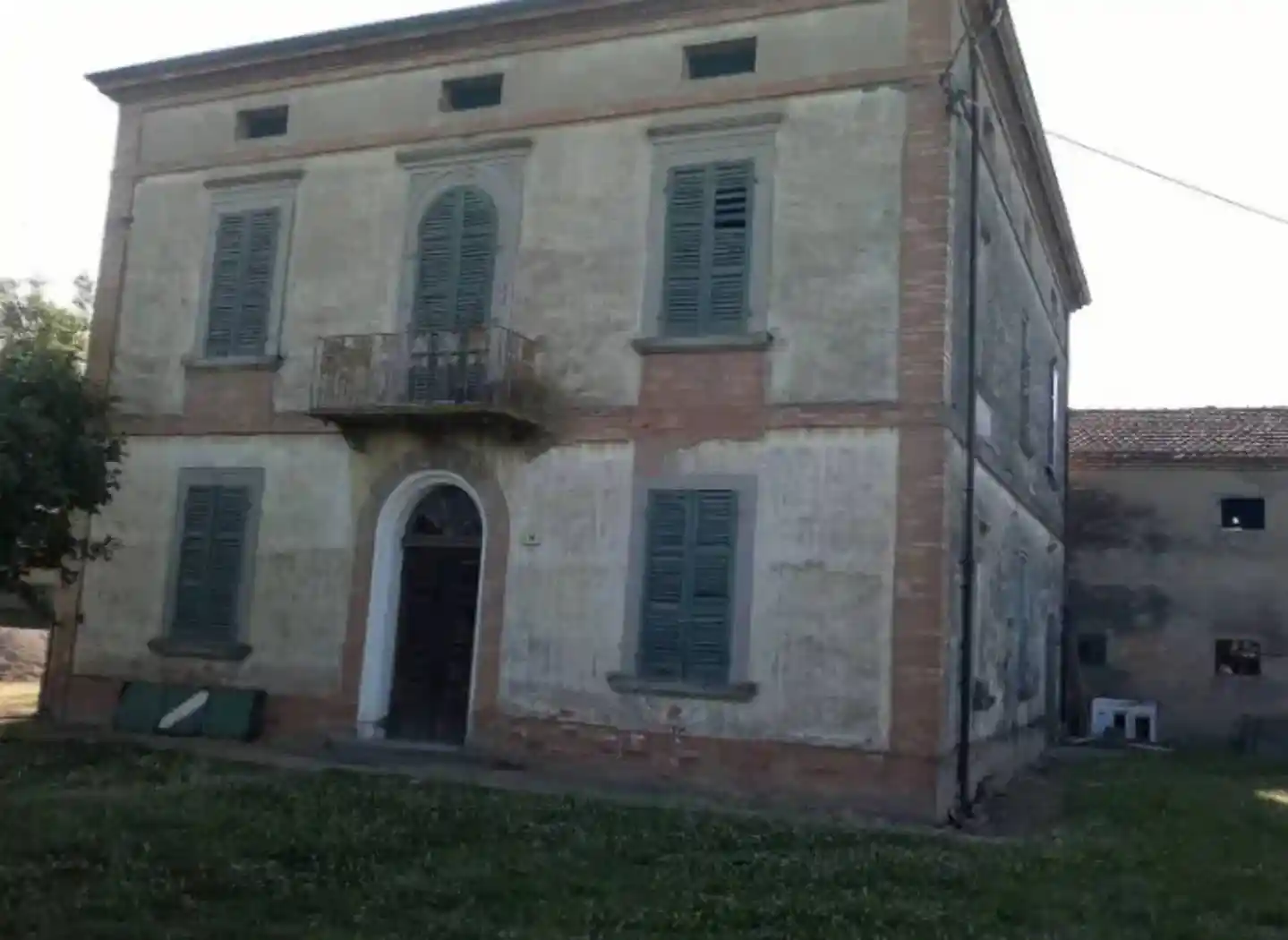 Villa in vendita a Russi