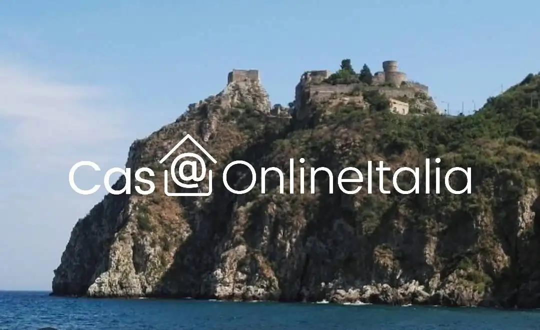 Casa indipendente in vendita a Forza d'Agrò