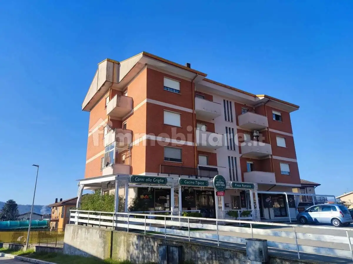 Appartamento in vendita a Broccostella