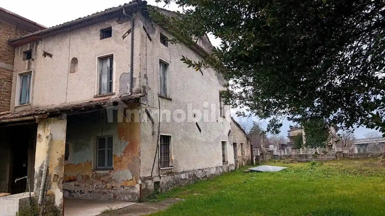 Rustico - Casale in vendita a Sora