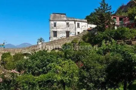 Appartamento in affitto a Napoli