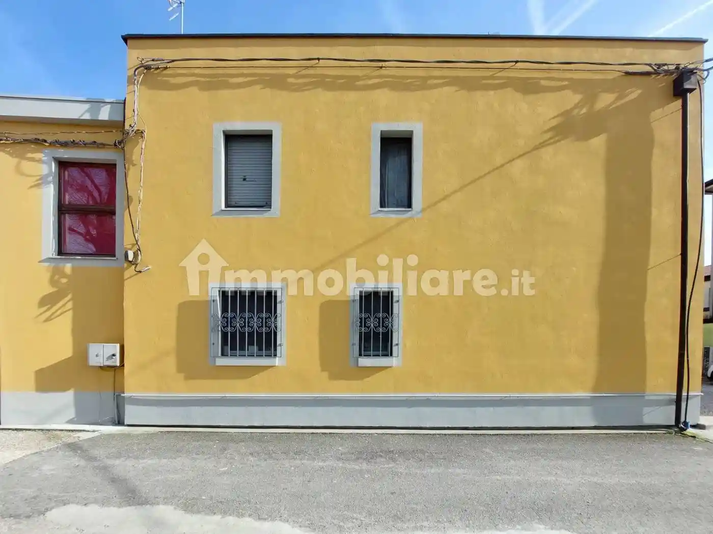 Casa indipendente in vendita a Terre del Reno
