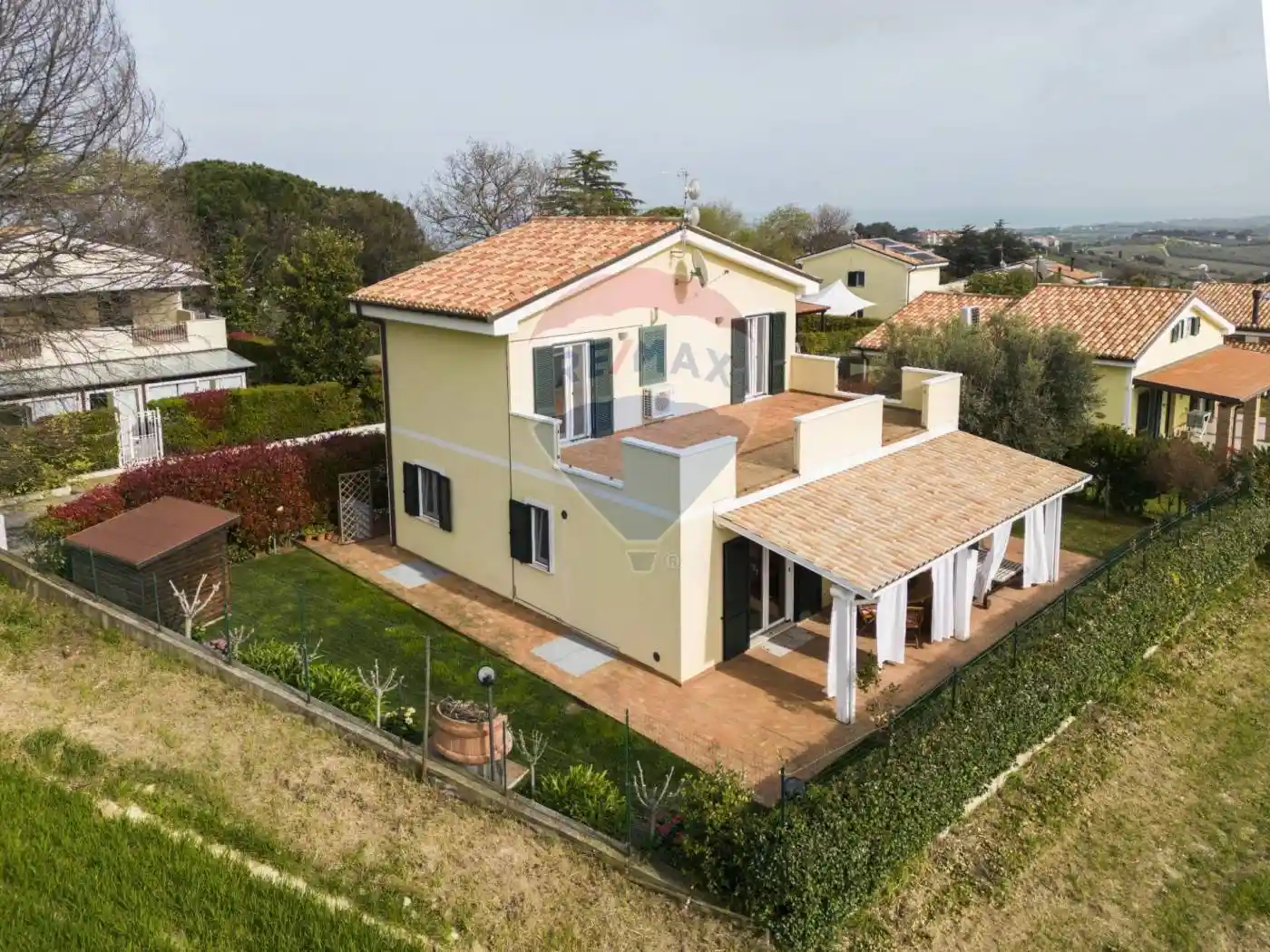 Villa unifamiliare via valcastagno 6, Svarchi, Numana - foto 2