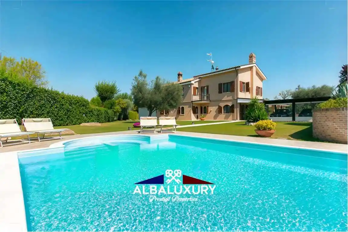 Villa in vendita a Sant'Elpidio a Mare