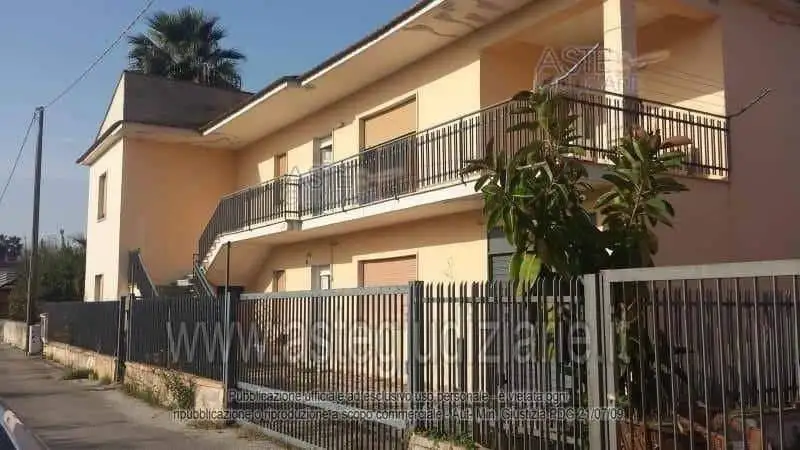 Villa in vendita a Castel Volturno