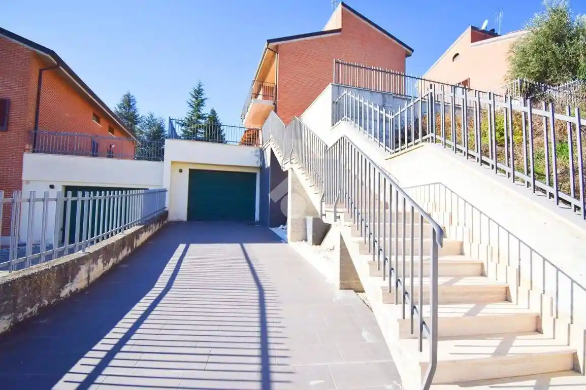 Villa unifamiliare via Collevernesco 164, Sant'Elia - Bazzano, L'Aquila - foto 4