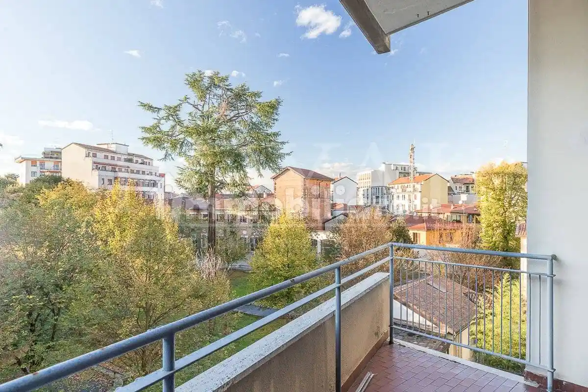 Appartamento in affitto a Monza