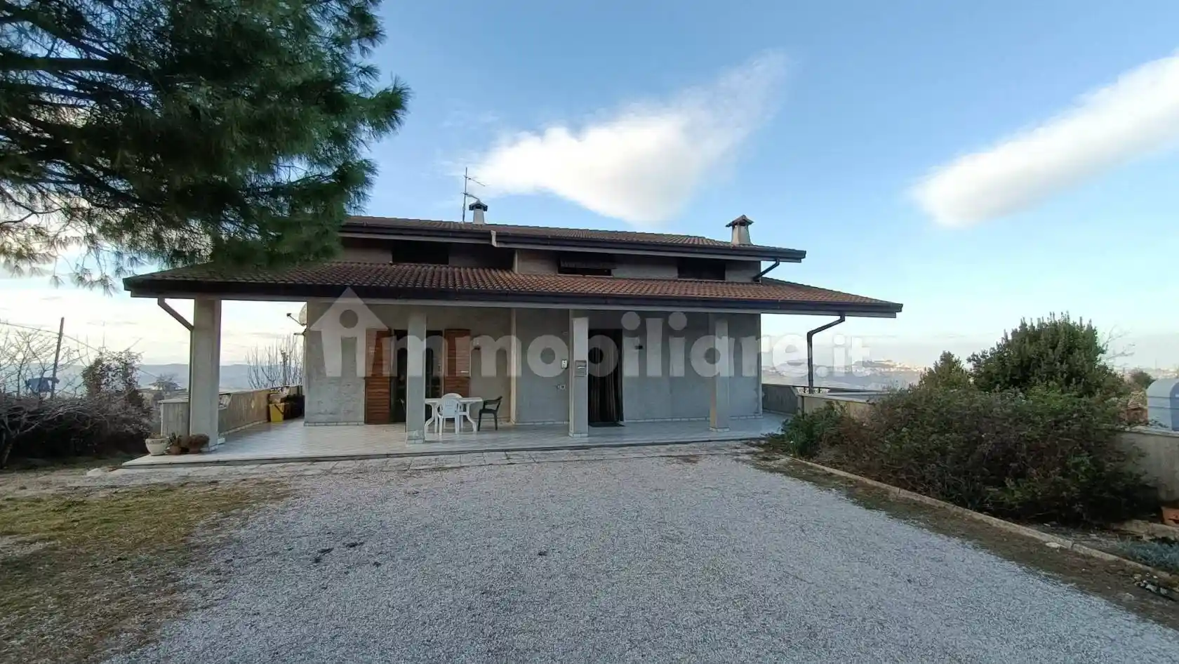 Villa in vendita a Monterubbiano