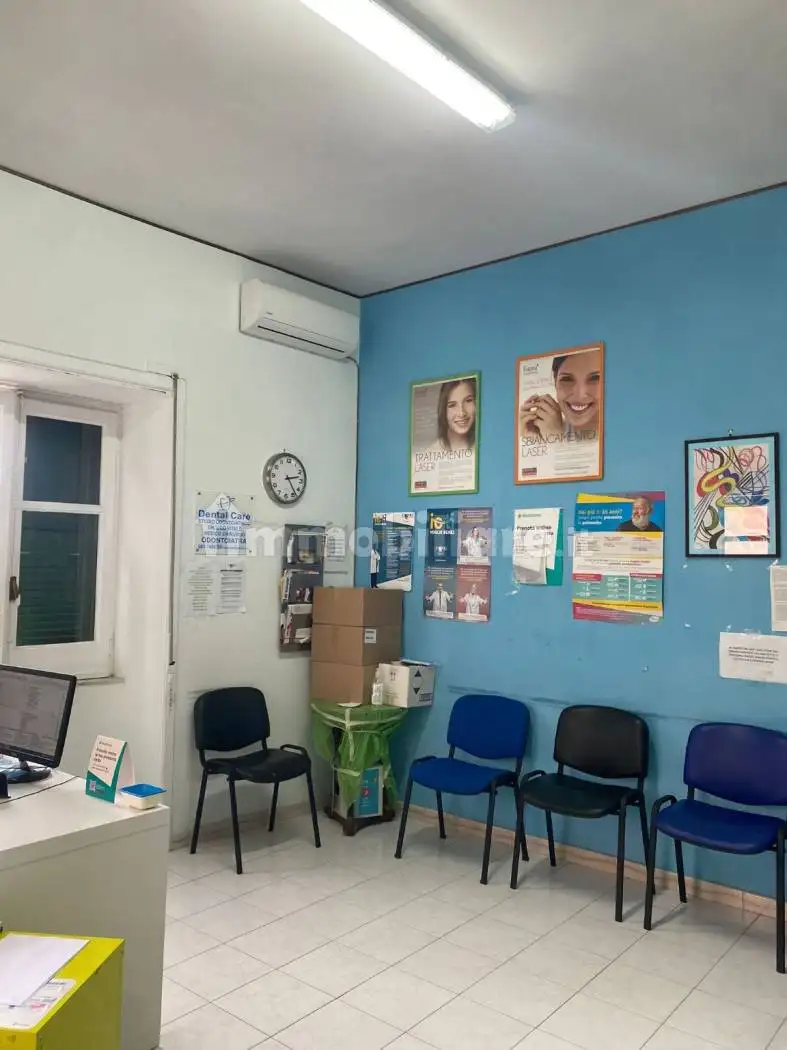 Appartamento in vendita a Napoli