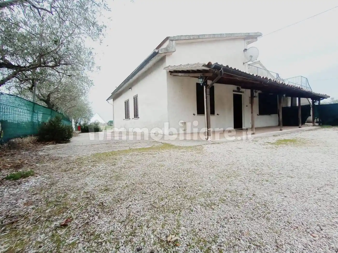 Terratetto unifamiliare 120 m², buono stato, Tabano - Montecappone, Jesi - foto 4