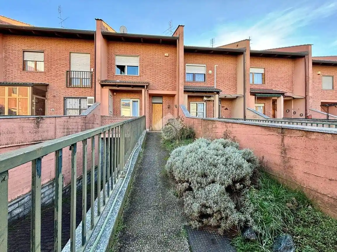 Villetta a schiera in vendita a La Loggia