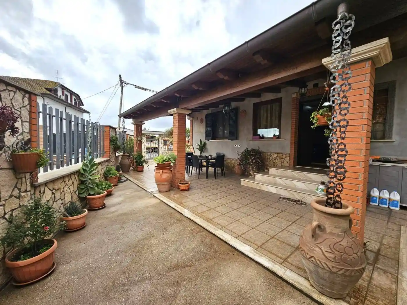 Villa in vendita a Latina