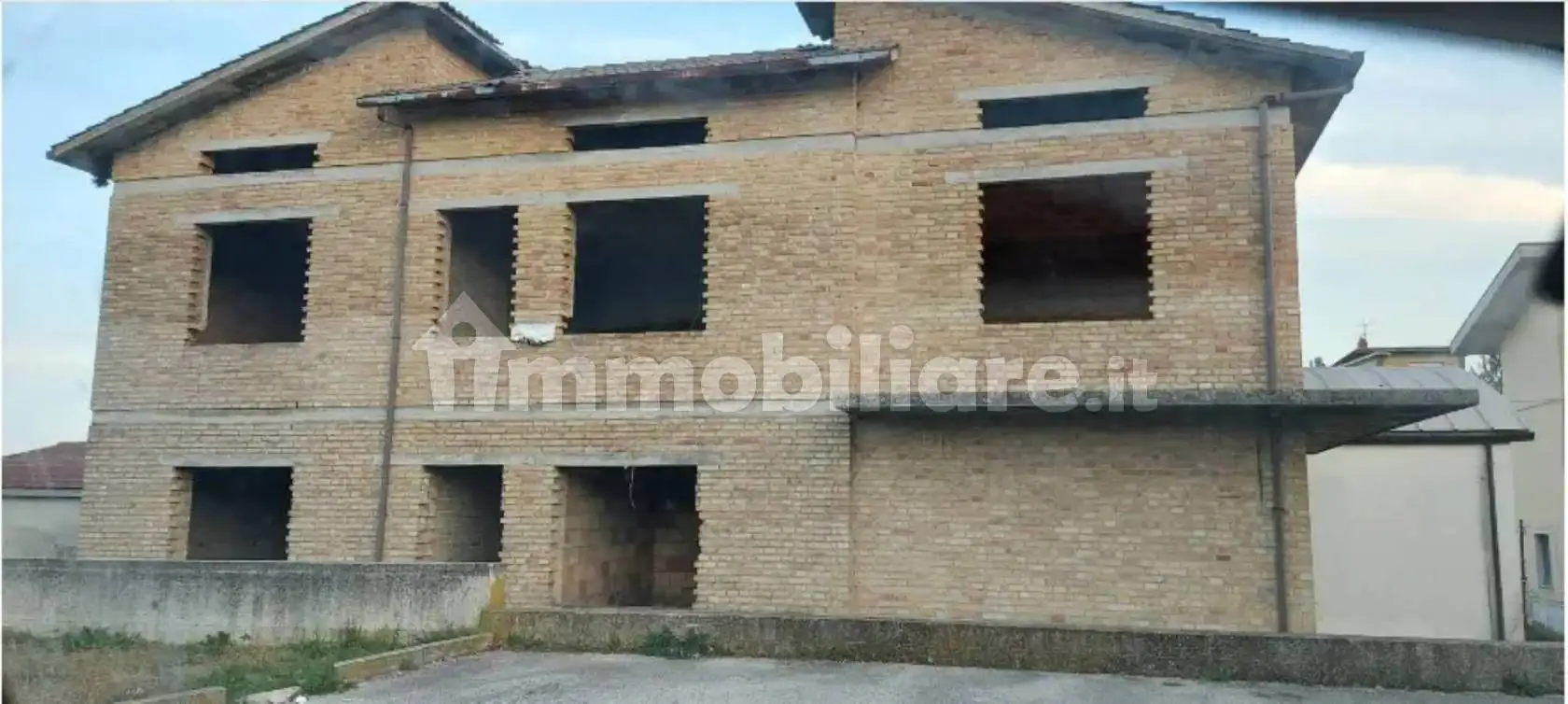 Casa indipendente in vendita a Sant'Egidio alla Vibrata