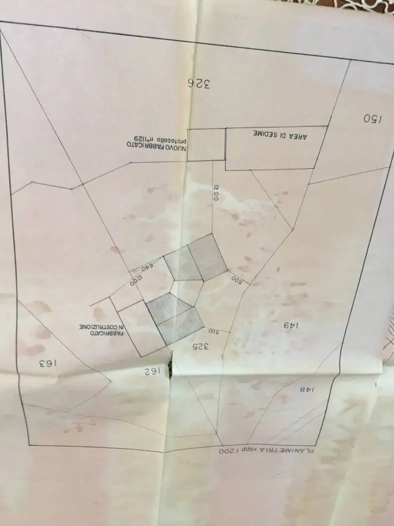 Palazzo - Edificio in vendita a San Gregorio Magno