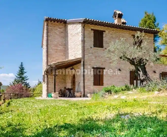Rustico - Casale in vendita a Cagli